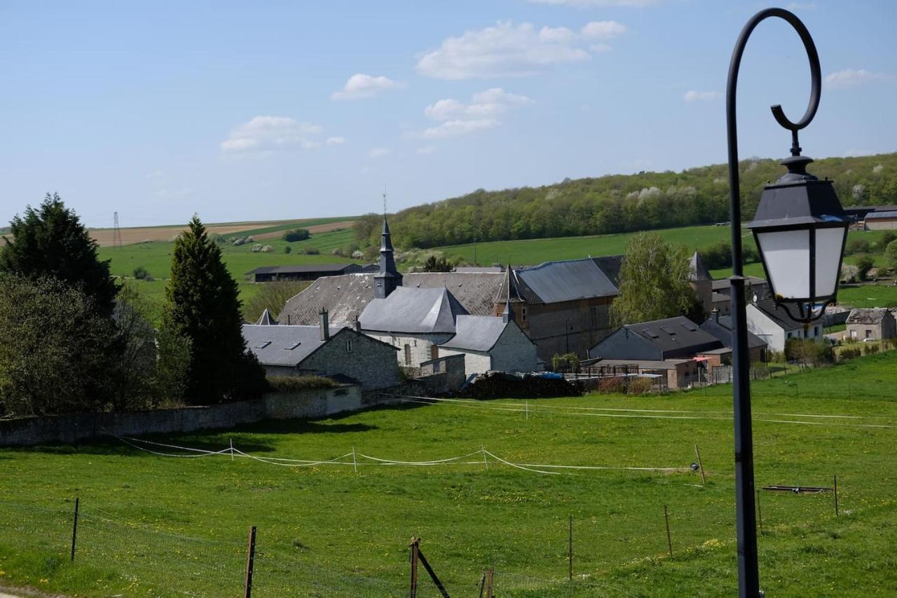 Ancienne Fermette Le Charlemont Givet Foisches Villa Exterior photo